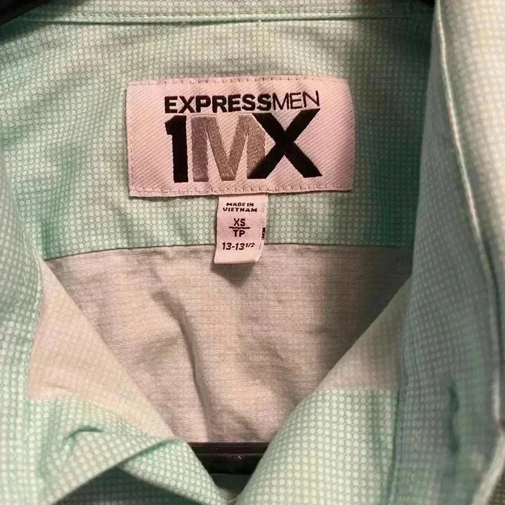 Express button up - Picture 4 of 4